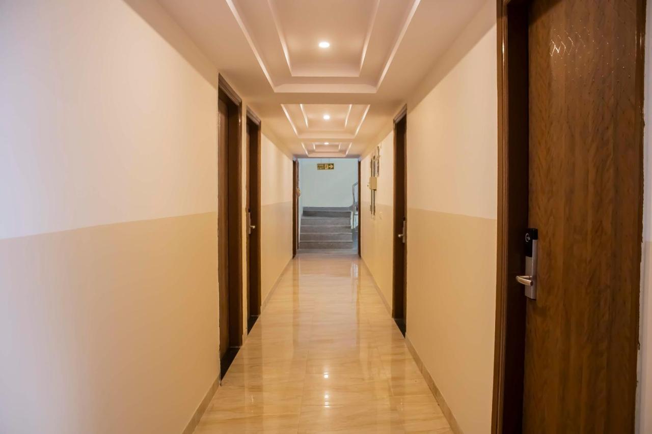 Hotel Airport City Delhi International Airport 뉴델리 외부 사진